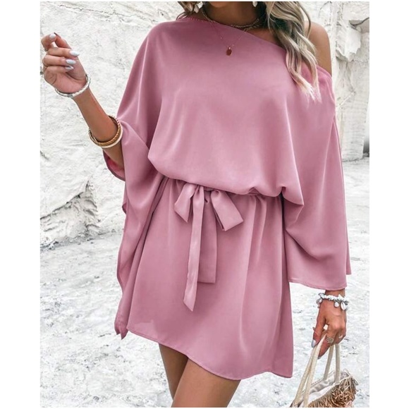 013 One Shoulder Kimono Sleeve Belted oversized Dress - Picture 2 of 5
